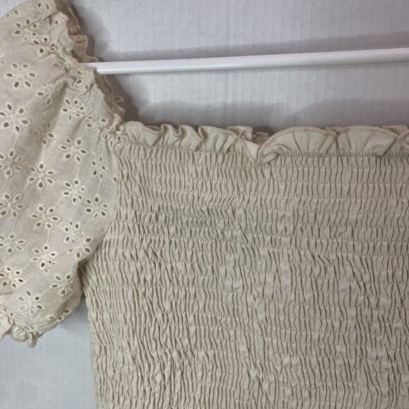 Lyaner Womens Size M White Puff Sleeve Square Neck Ruffle Smocked Crop Top Shirt - Picture 5 of 5